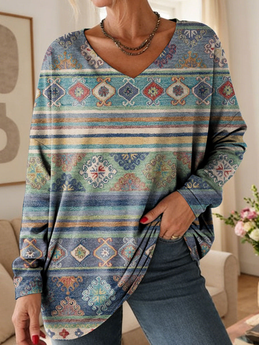 Women's Nationality Pattern Art Print V-neck Casual Cotton T-shirt