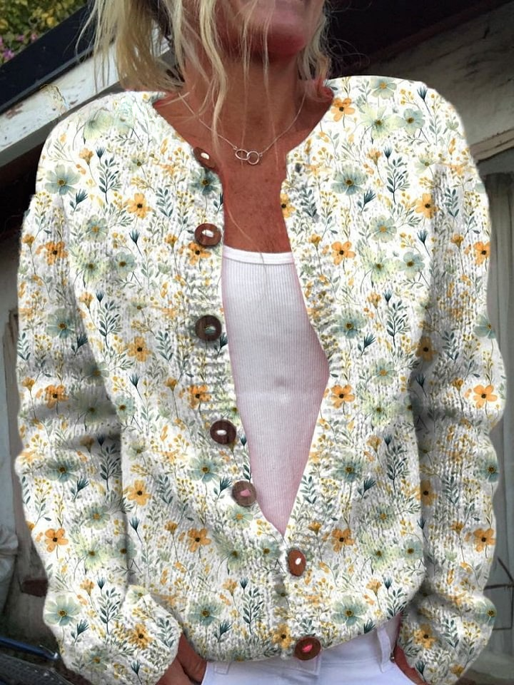 Lovely Meadows Floral Pattern Printed Buttoned Cardigan Sweater