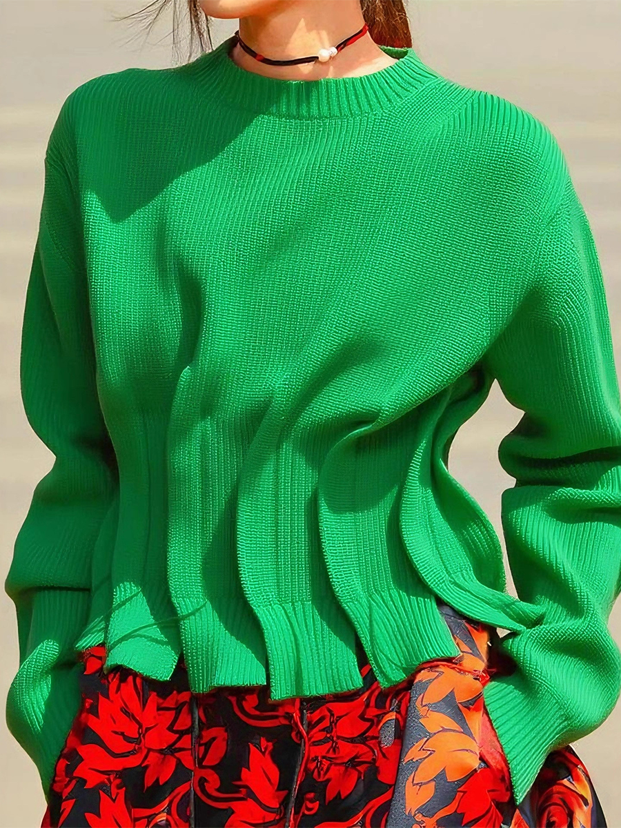 Wide Pleated Fringe Crew Neck Sweater