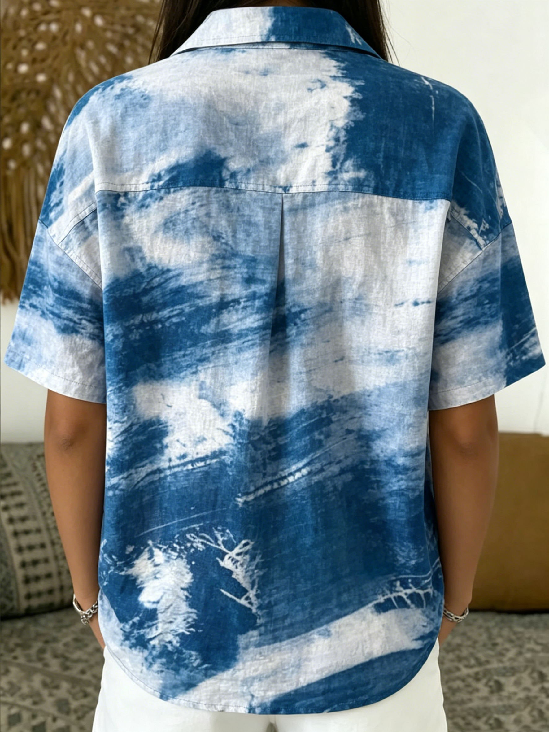 Artistic Patchwork-print Short-sleeve Polo Shirt ¡ª Half-placket Button Design