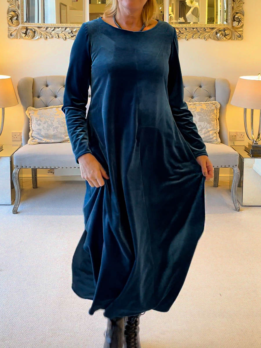 Women's Solid Color Round Neck Long Sleeve Velvet Casual A-Line Dress