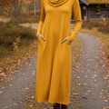 Women's Elegant Pile Neck Pocket Solid Color Knitted Dress