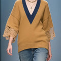 Women's Color-block V-neck Three-quarter Sleeve Loose-fitting Casual Knitted Sweater