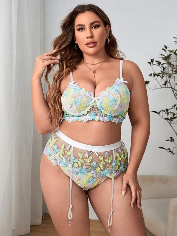 Plus 3pack Floral Embroidered Bow Underwire Garter Lingerie Set