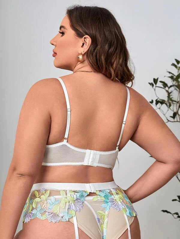 Plus 3pack Floral Embroidered Bow Underwire Garter Lingerie Set